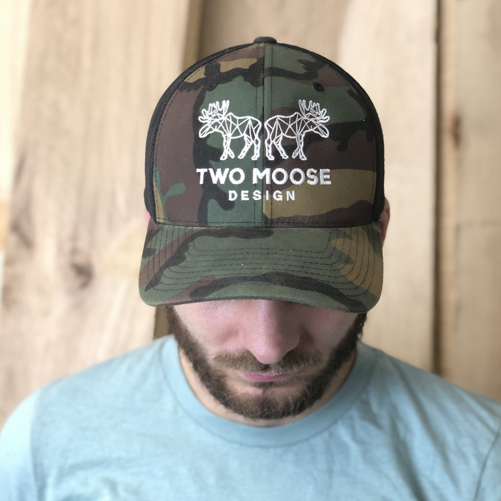 2 Moose Design CAMO TWO MOOSE HAT